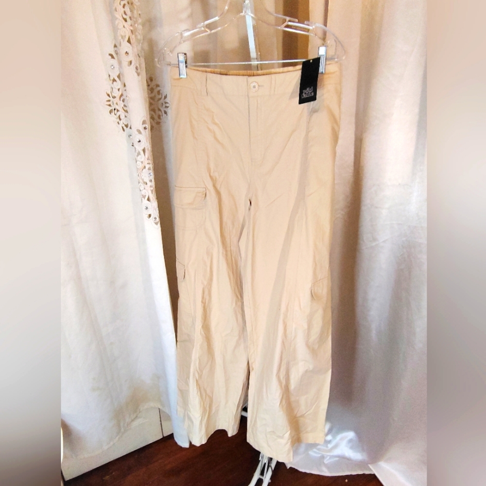 Wild Fable Wide Leg Cargo Pants, size XXL, Creme